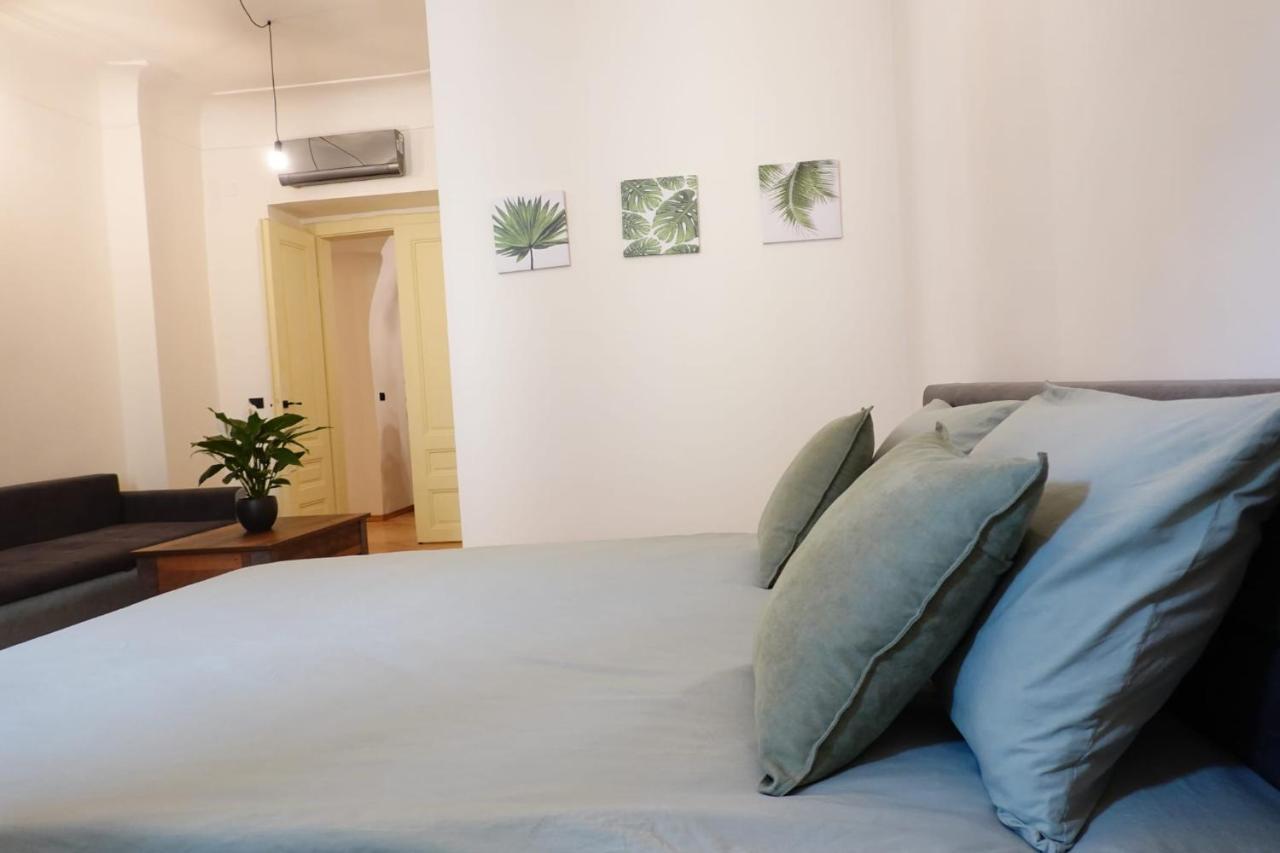 The Industrique Home - 3 Bedroom Apartment Timisoara Luaran gambar
