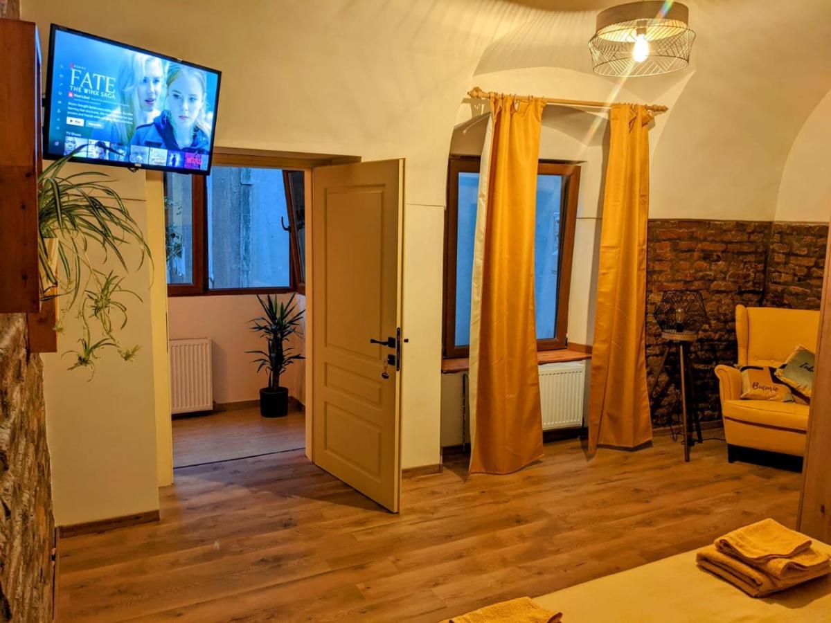 The Industrique Home - 3 Bedroom Apartment Timisoara Luaran gambar