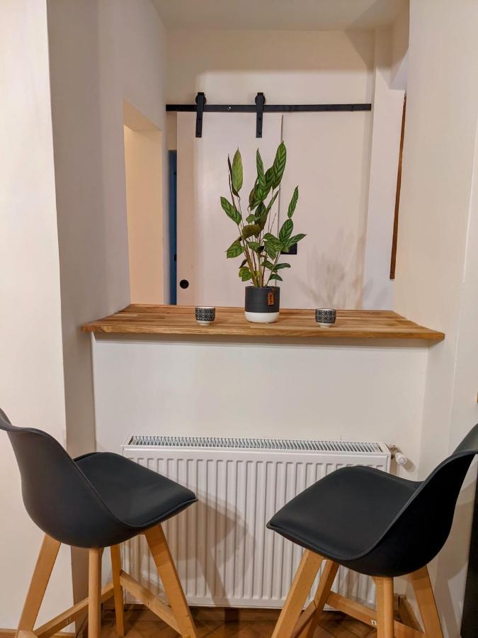 The Industrique Home - 3 Bedroom Apartment Timisoara Luaran gambar